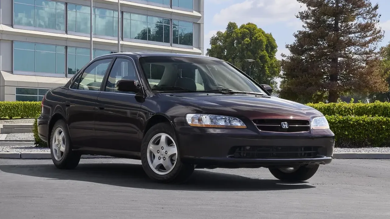 Sixth-generation Honda Accord