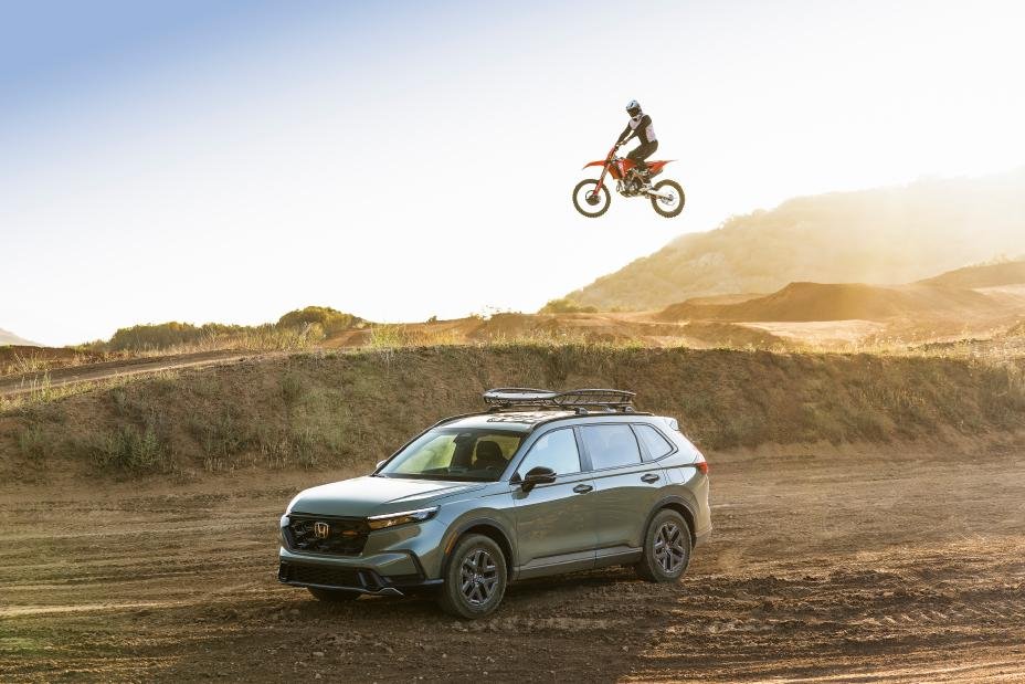 2026 Honda CR-V, the compact SUV that out-sold the Ford F-150 and Toyota RAV4 in the U.S. in the first half of 2026
