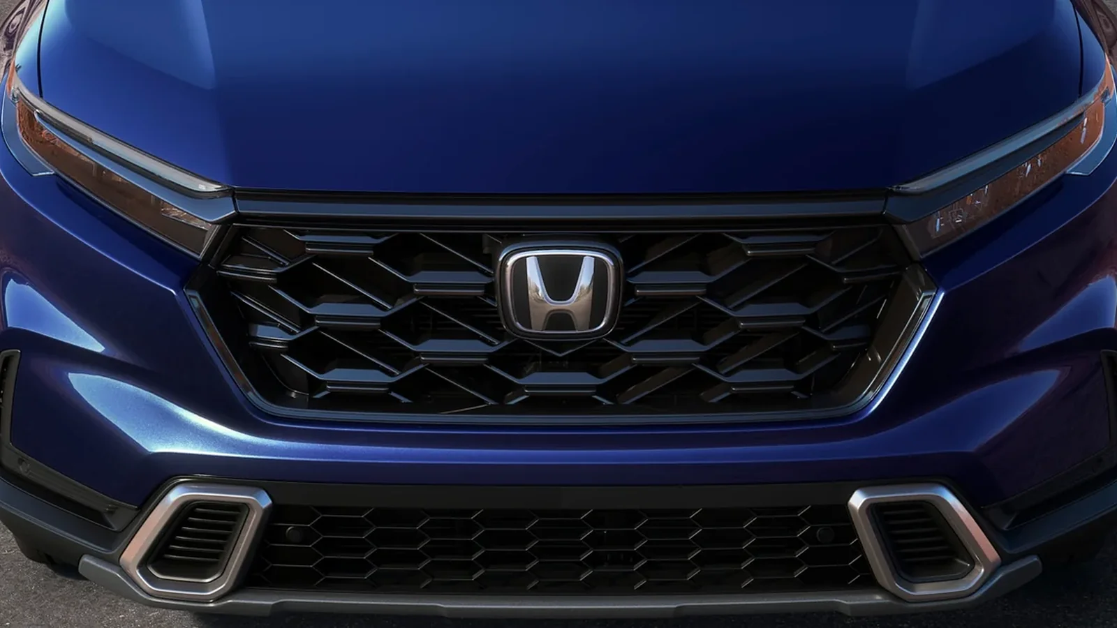 2026 Honda CR-V, the Canadian compact SUV most often cross-shopped with a Mazda CX-5