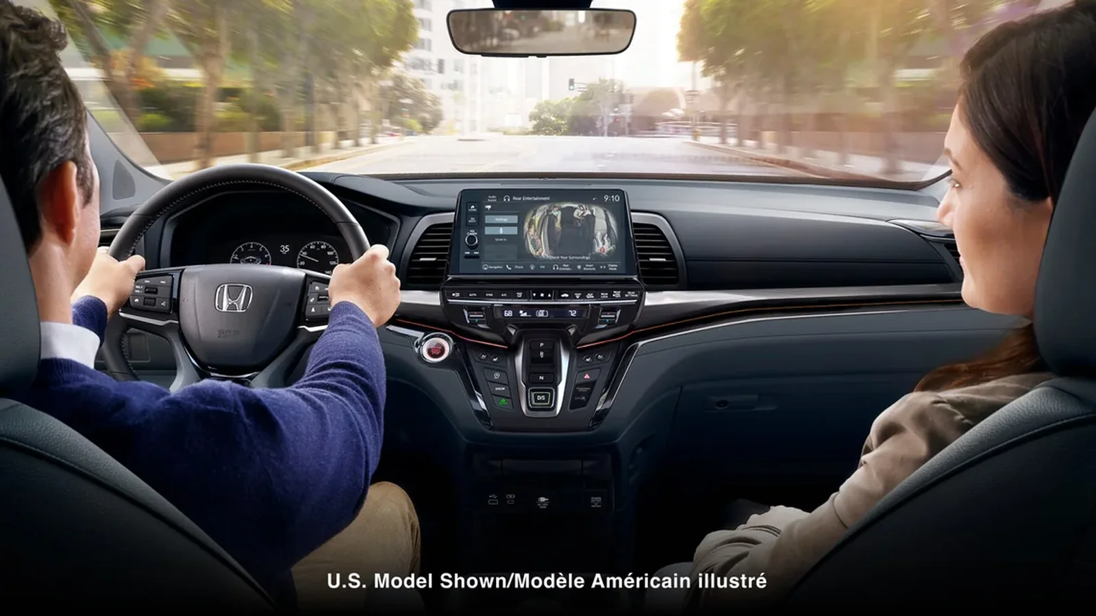 2026 Honda Odyssey second-row passenger comfort and versatility