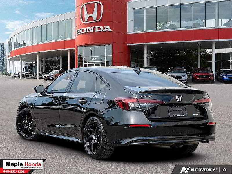 2025 Honda Civic Sport Hybrid 车尾四分之三视角