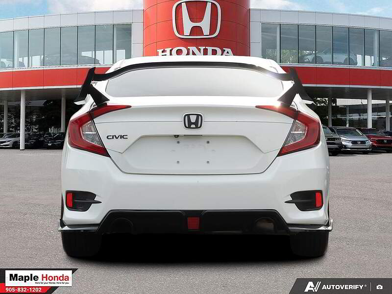 2018 Honda Civic LX 正后方视角