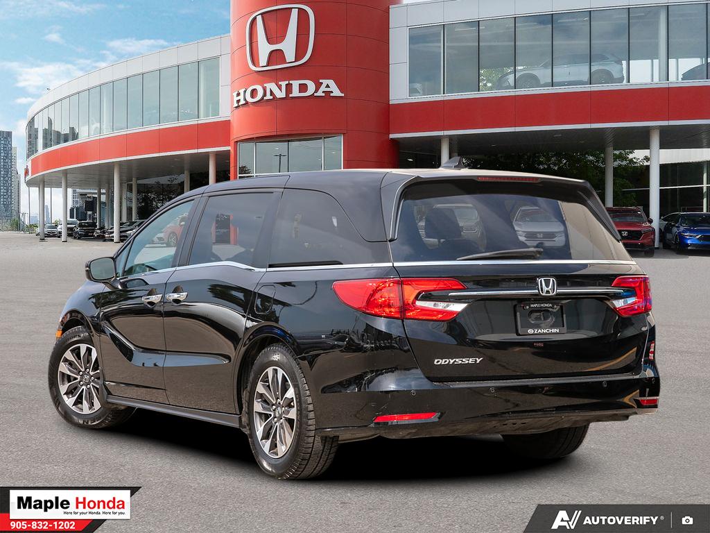 2022 Honda Odyssey EX-L RES 车尾四分之三视角
