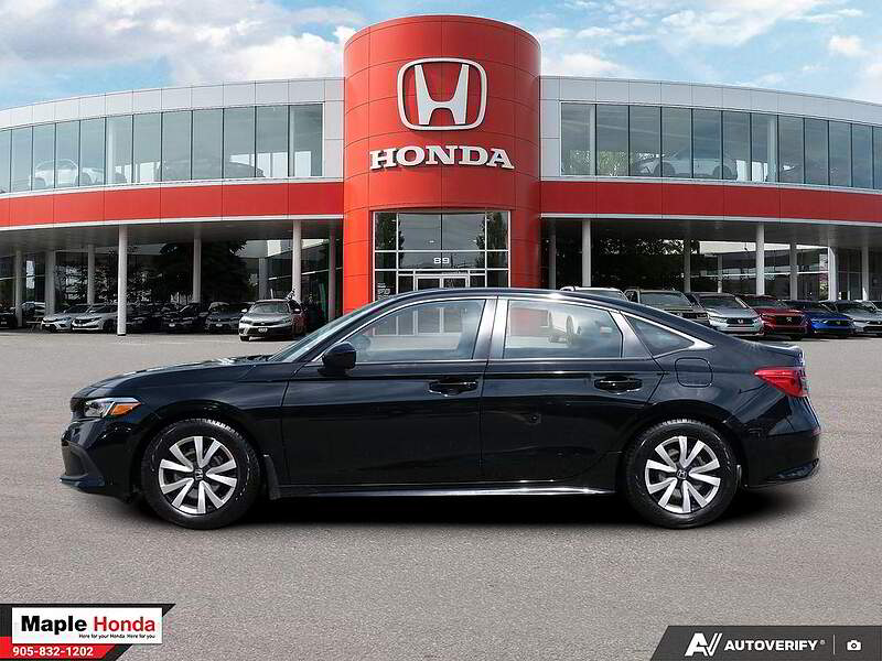 2022 Honda Civic LX 侧面视角