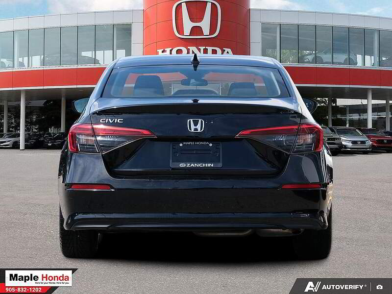 2022 Honda Civic LX 正后方视角