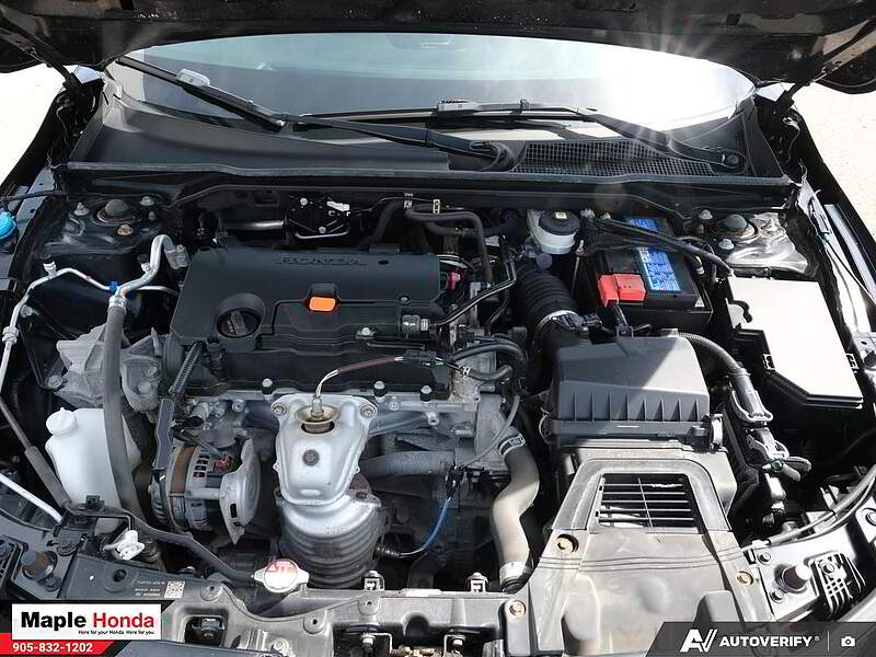 2022 Honda Civic LX 后备箱空间