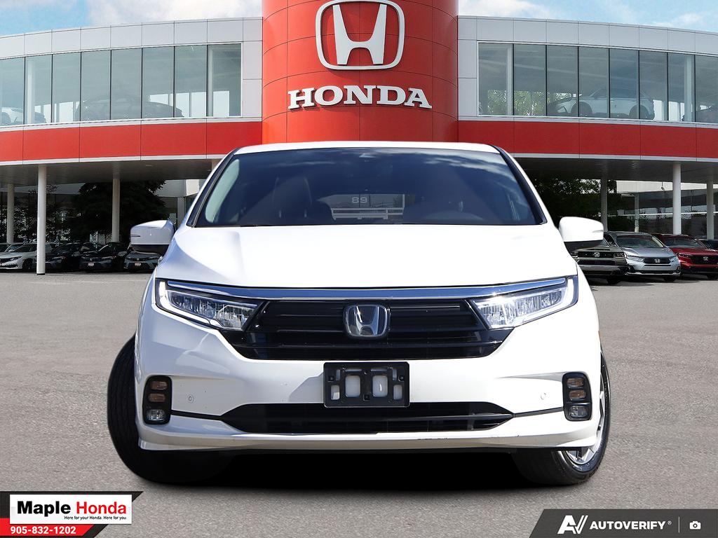 2023 Honda Odyssey Touring — front straight-on view